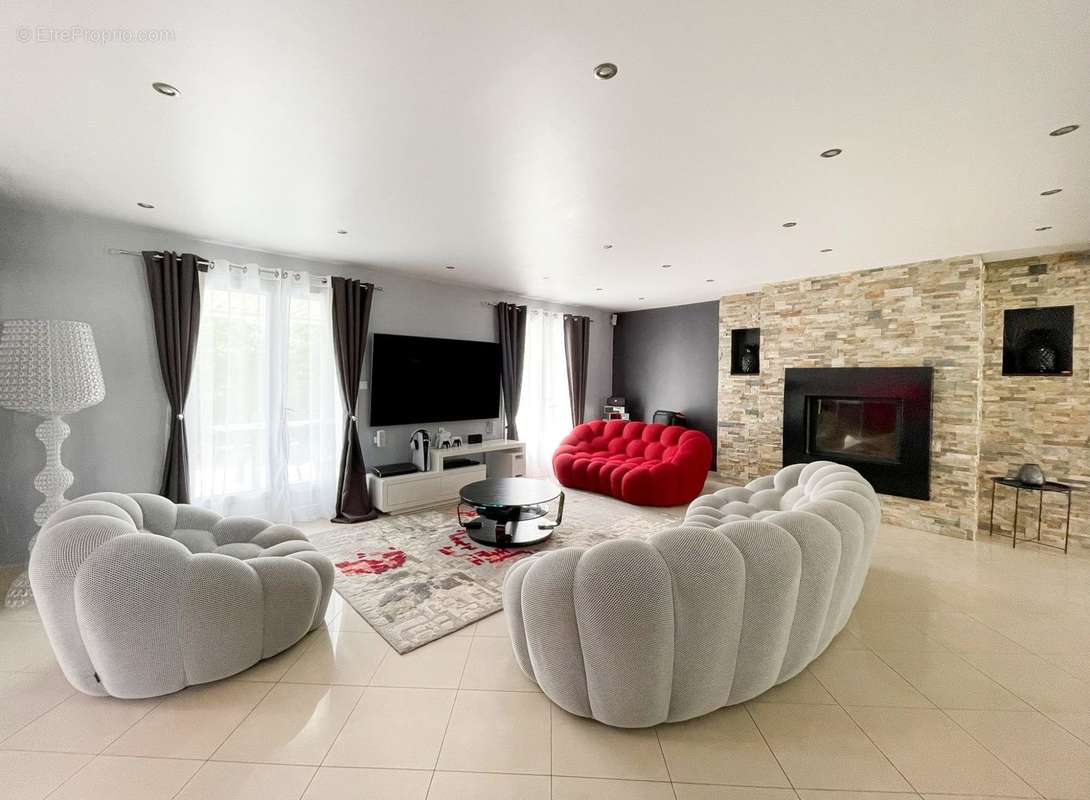 Christine &amp; Marc Stanord Palmer Immobilier - Maison à MONTLHERY