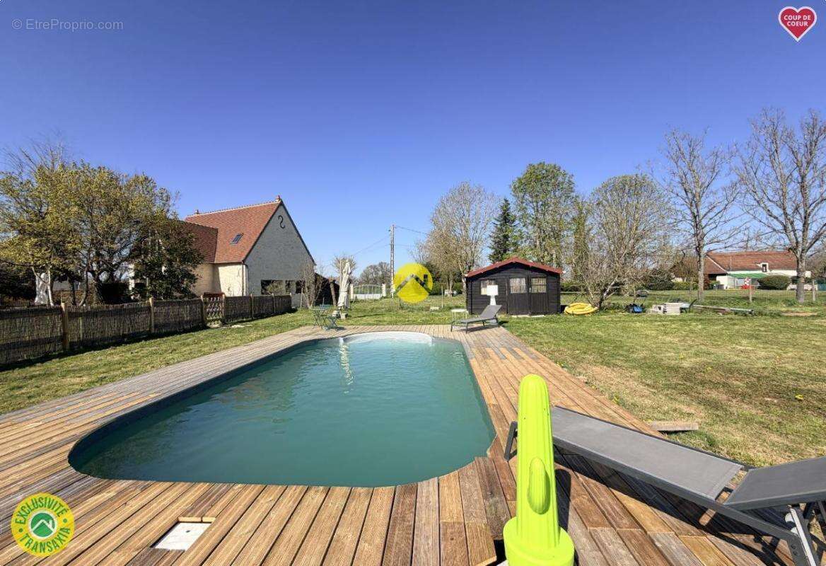 Maison à CHATEAUNEUF-SUR-CHER