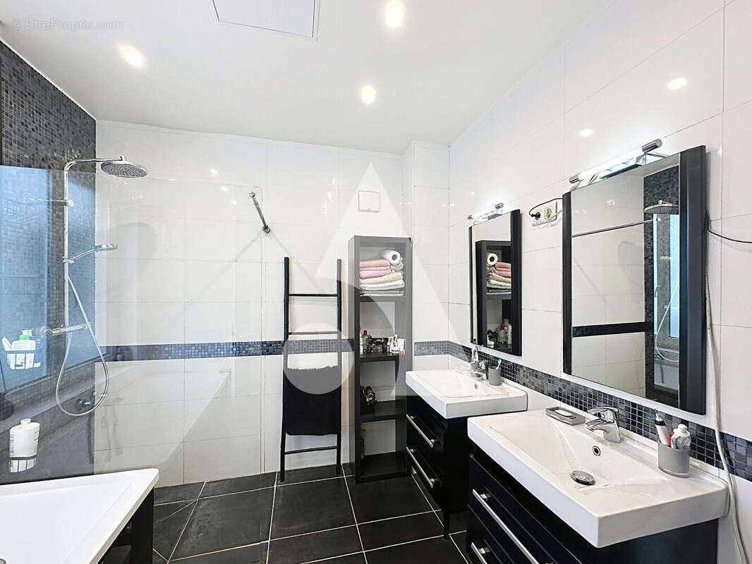 Maison à VALENCIENNES