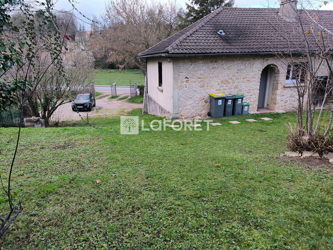 Maison à OINVILLE-SUR-MONTCIENT