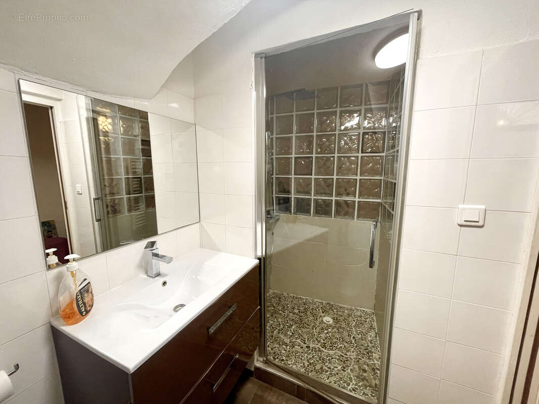 Appartement à ROQUEBRUNE-CAP-MARTIN