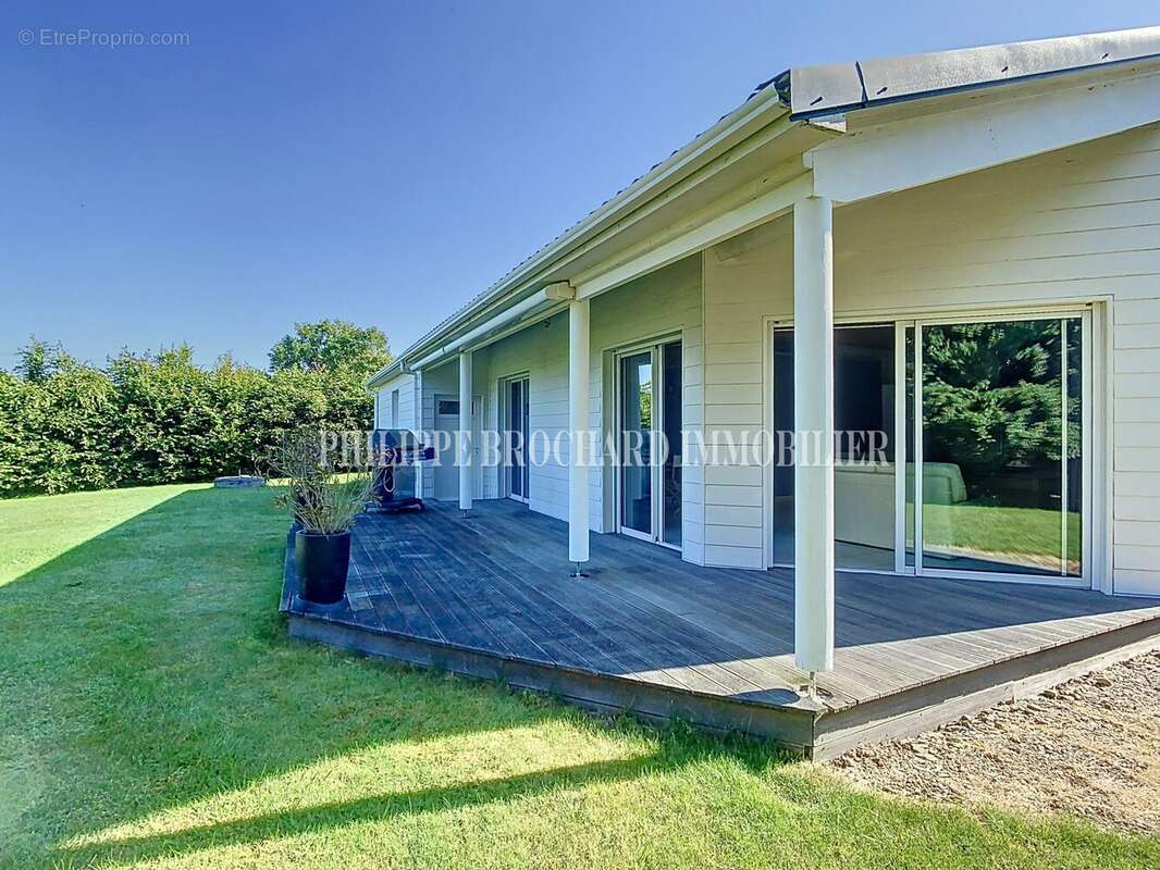 Maison à MAREUIL-SUR-LAY-DISSAIS