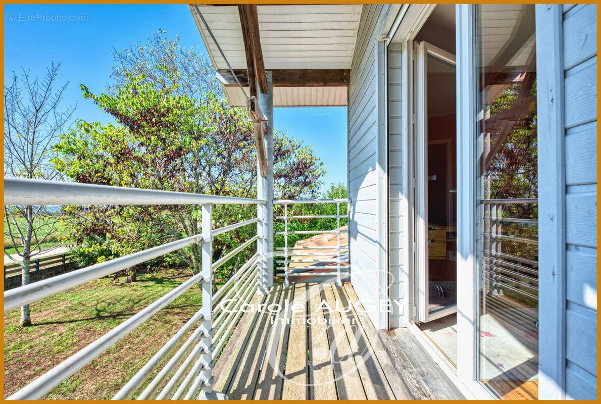 Maison à CARIGNAN-DE-BORDEAUX