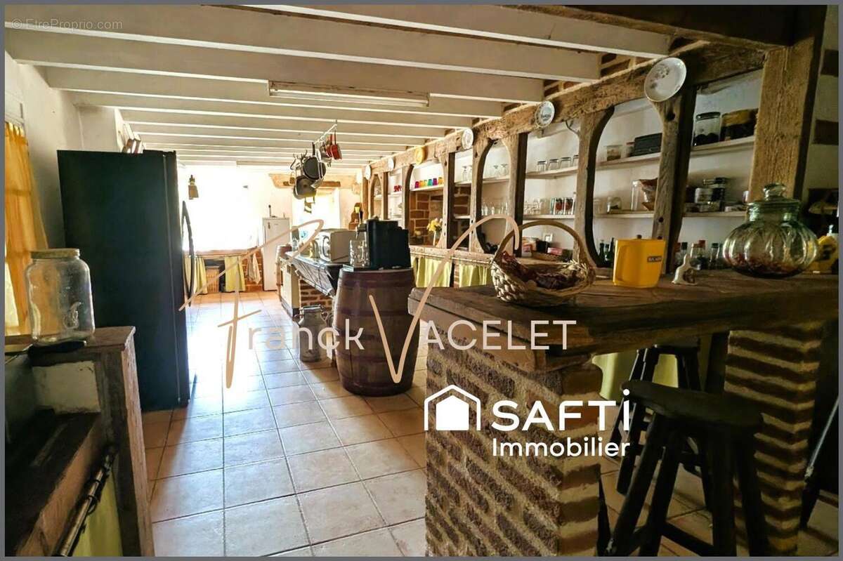 Maison 360 m² à Pondaurat  - photo 6