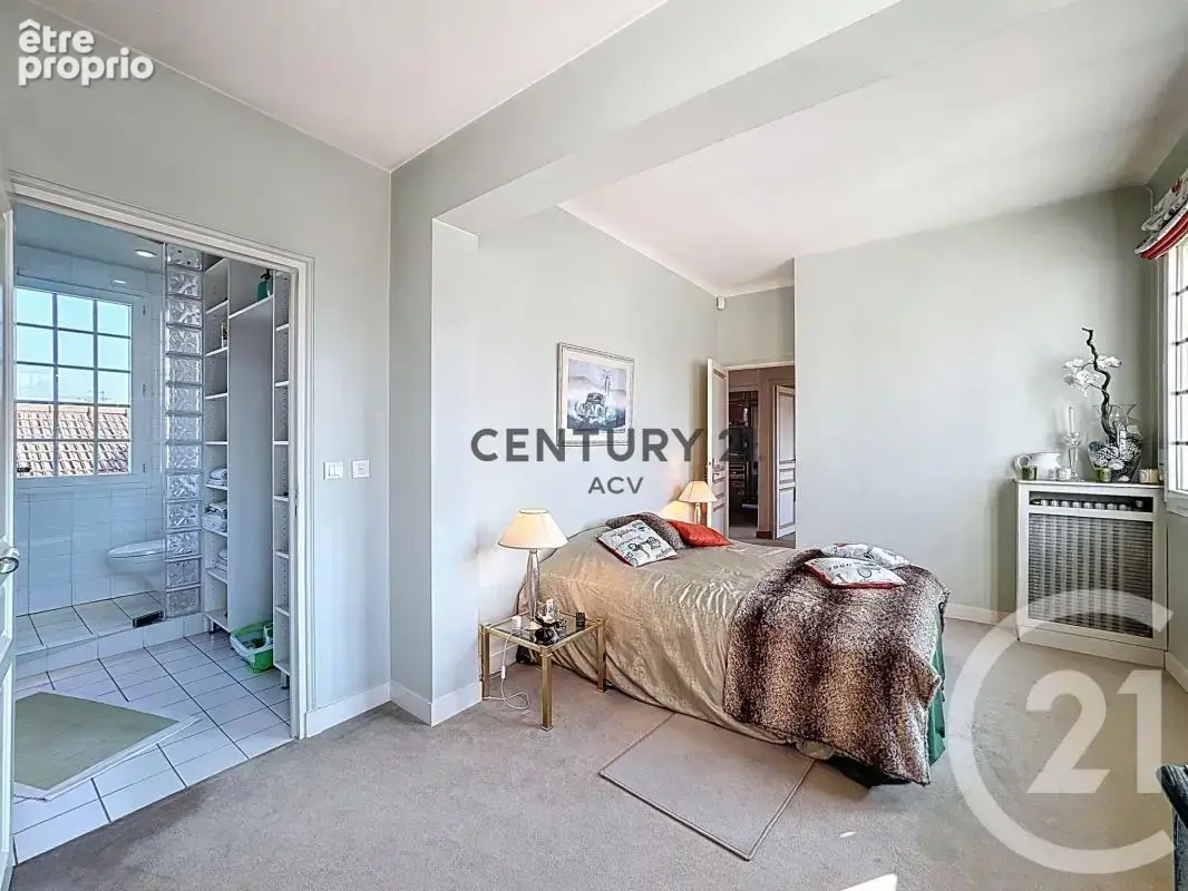 Maison 4 pièces 140 m² à vendre à Maisons-Alfort (94700) - photo 12