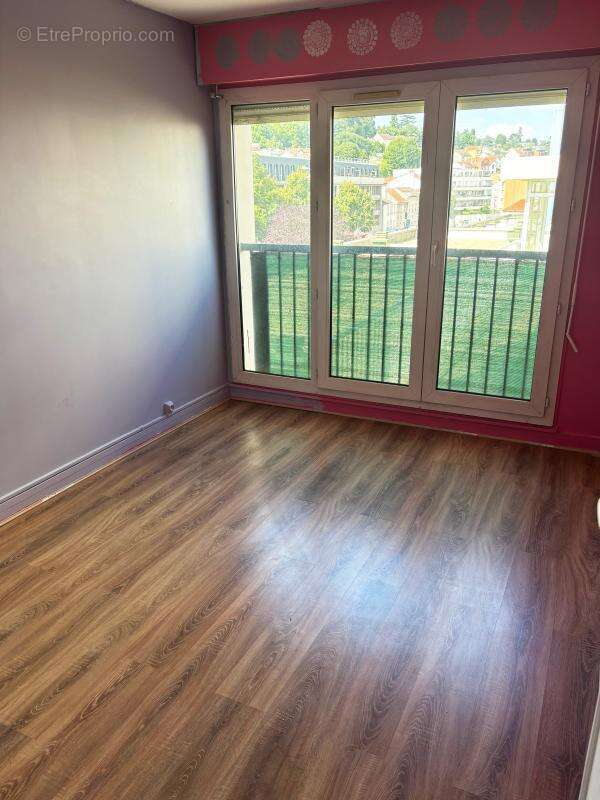 Appartement à CHAVILLE