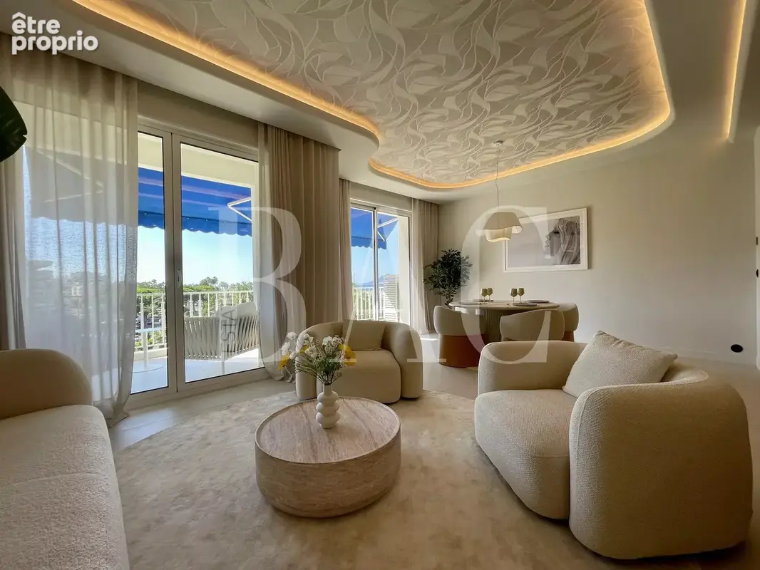 Cannes, appartement sur la Croisette, vue mer et port - photo 7