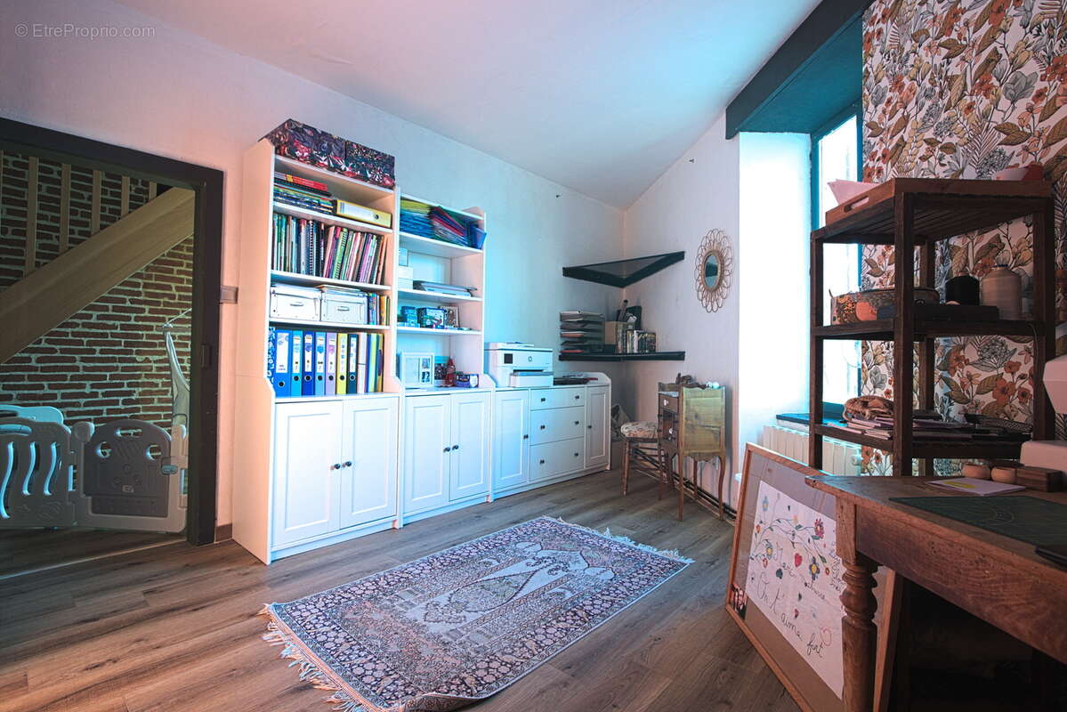 Maison à AIXE-SUR-VIENNE