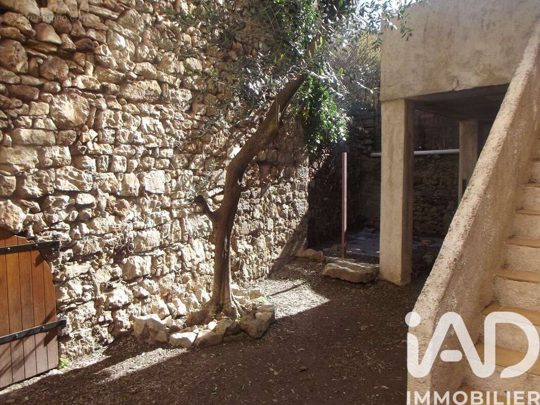 Photo 8 - Appartement à LE LUC