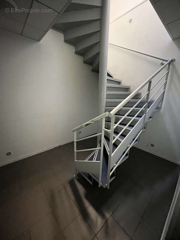 Autre à AUBAGNE