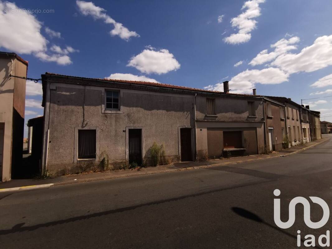 Photo 1 - Maison à LE FUILET