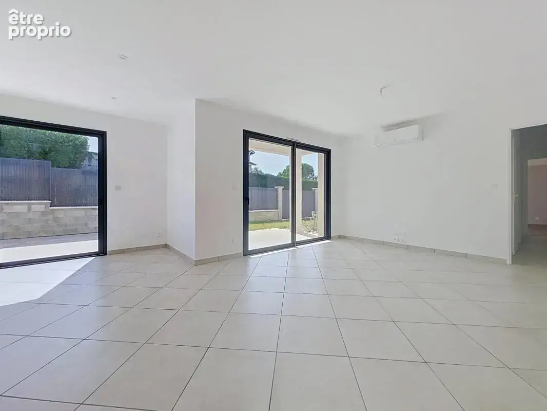 Maison - Plain-pied - 2 Chambres - Buanderie - Garage - Terrasse - photo 6