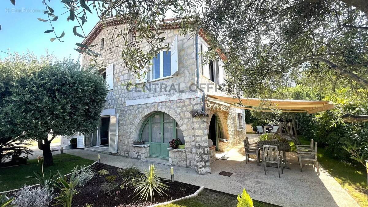 Maison à ANTIBES