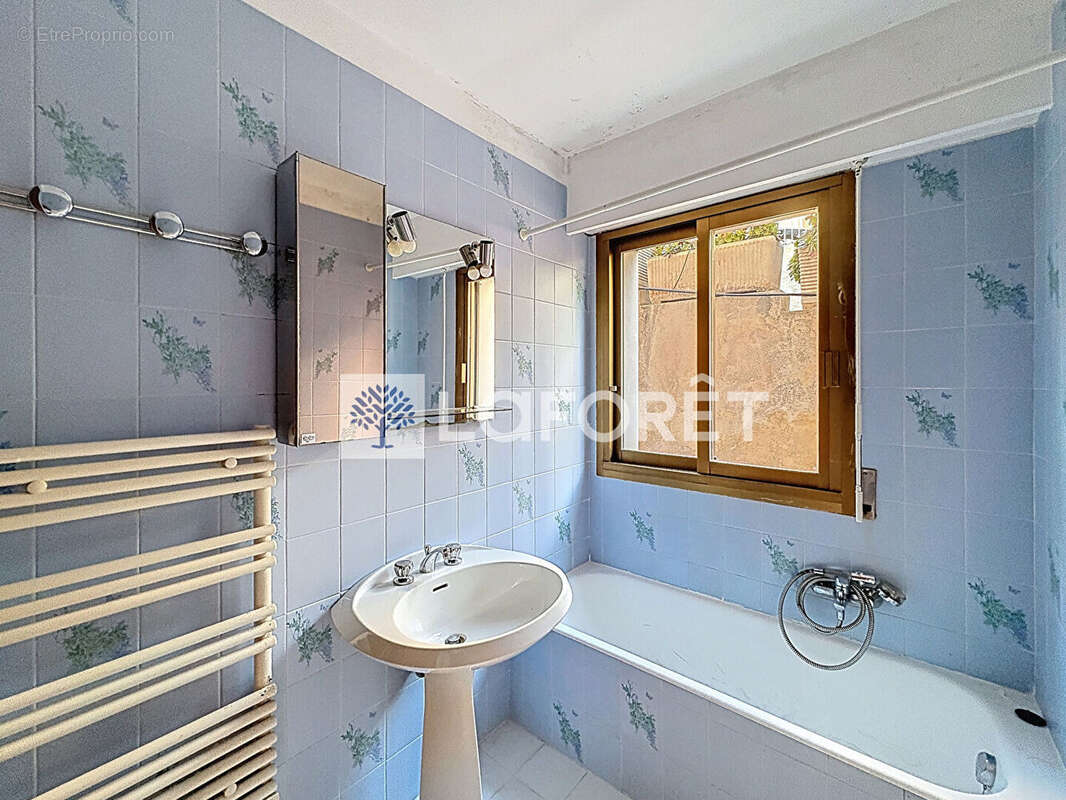 Appartement à BEAUSOLEIL