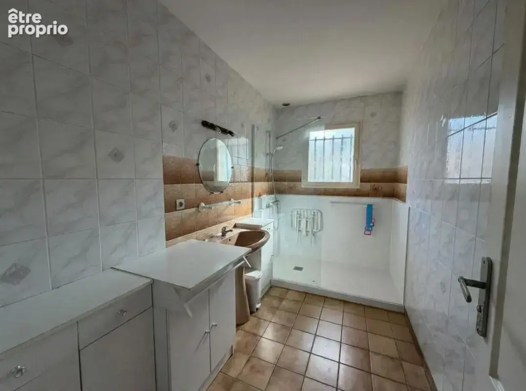Cubzac-les-Ponts (33240) - Maison 3 chambres avec garage  sur terrain 1500 m² - photo 8