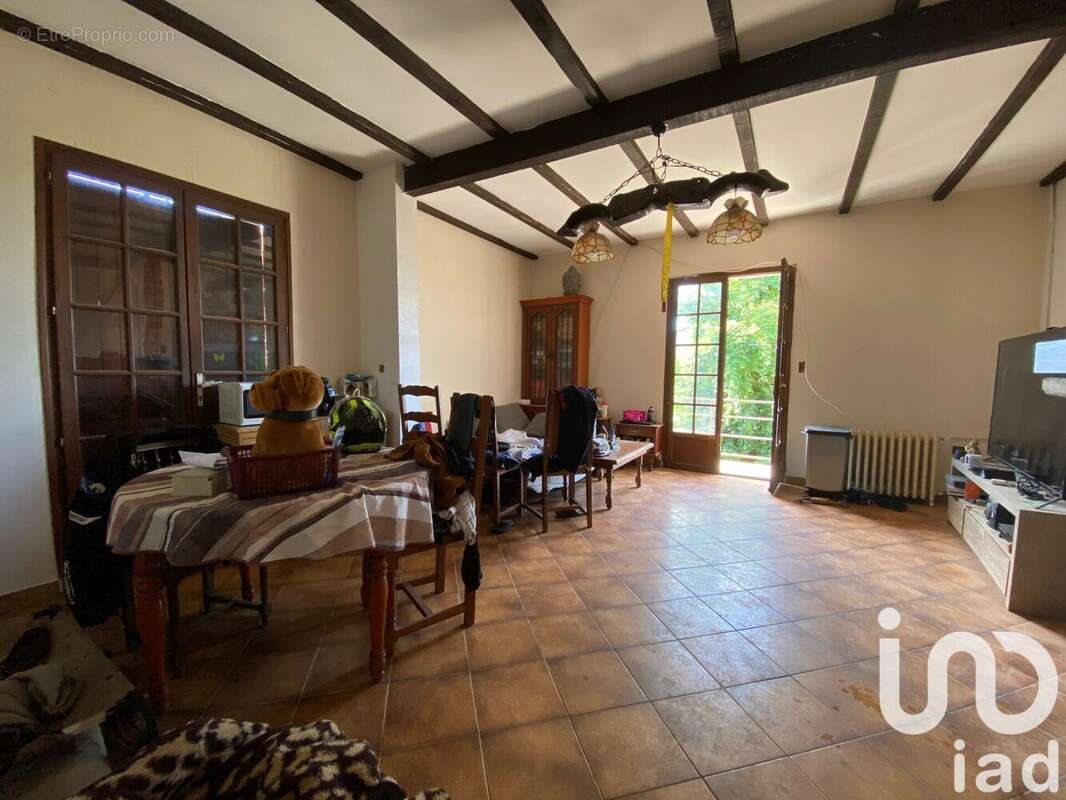 Photo 6 - Maison à SAINT-JULIEN-LES-ROSIERS