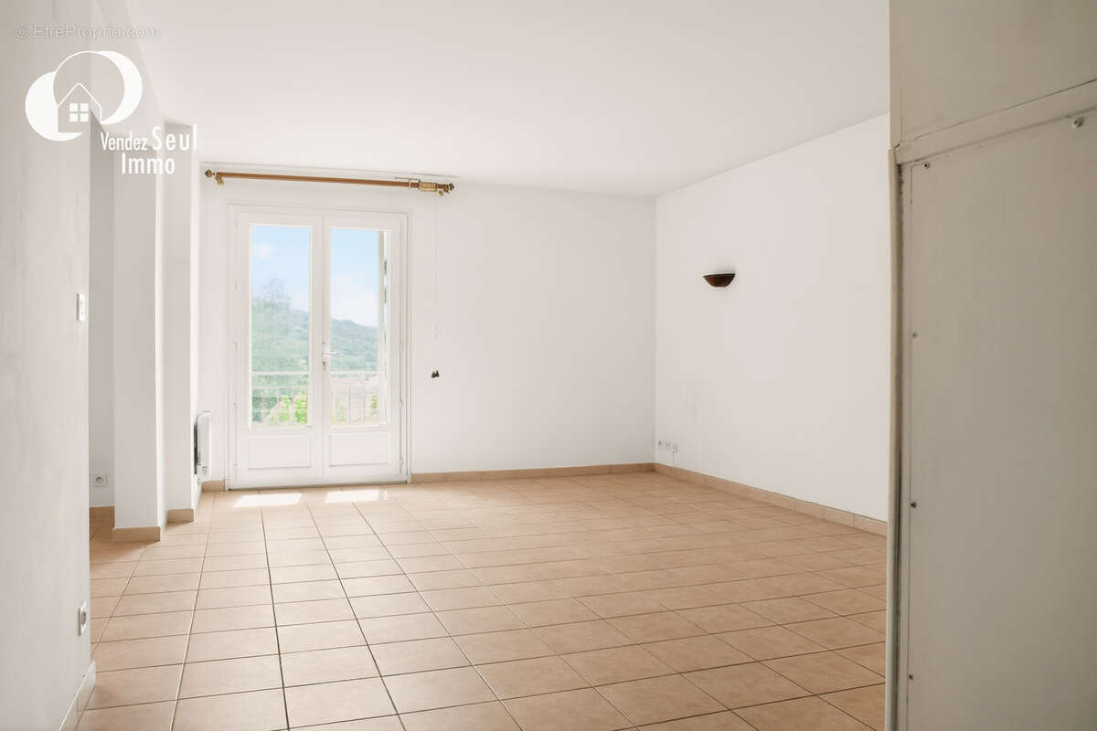Appartement à NYONS
