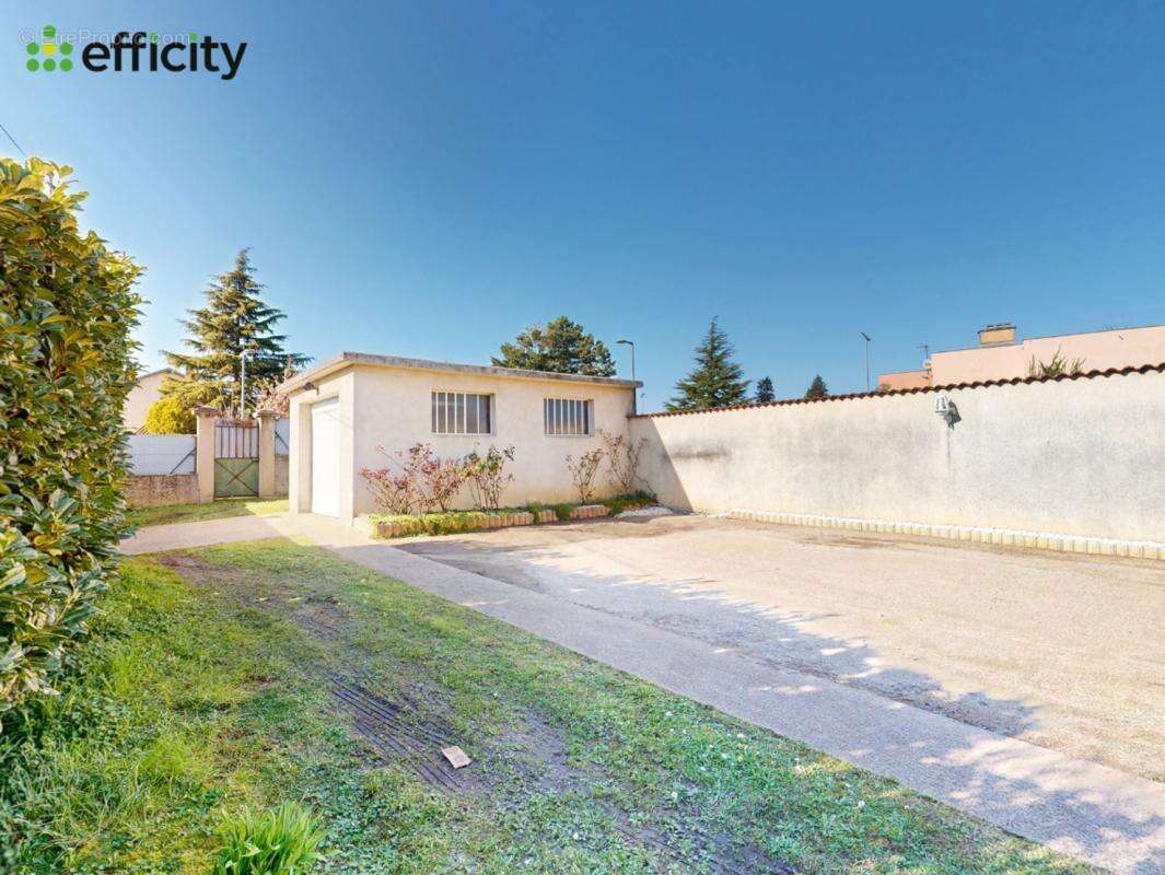 Maison à CALUIRE-ET-CUIRE