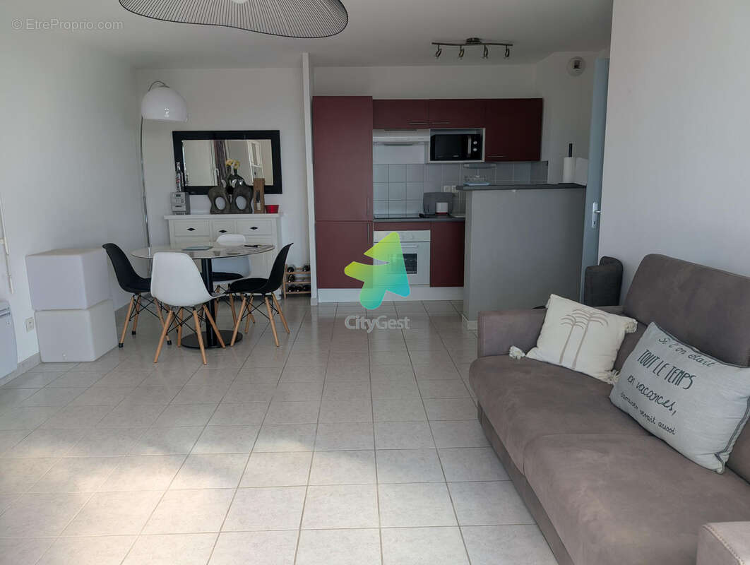 Appartement à FLEURY