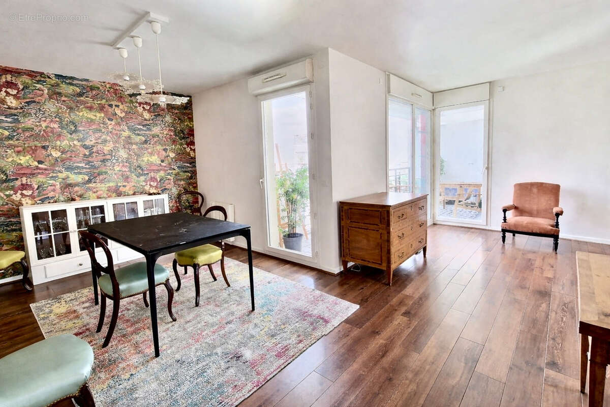 Appartement à ISSY-LES-MOULINEAUX