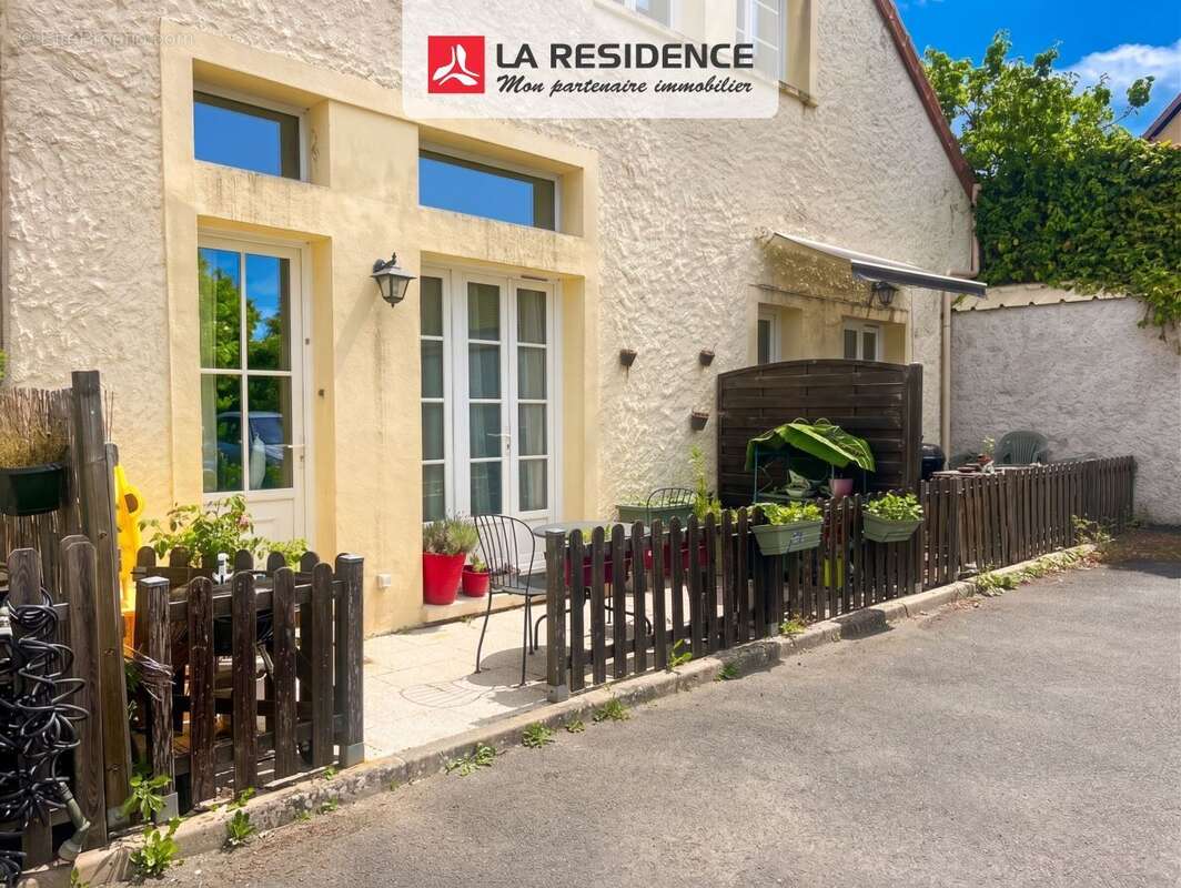 Maison 74 m² à Villiers-Saint-Frederic  - photo 9