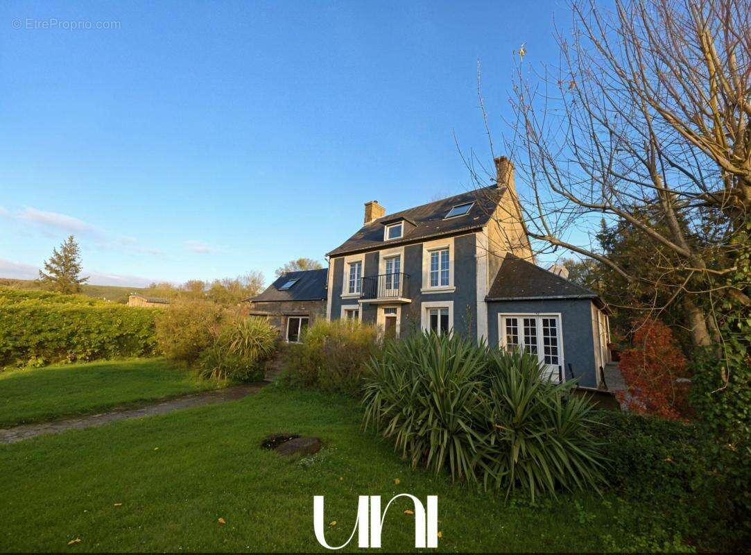 Maison à AUNAY-SUR-ODON