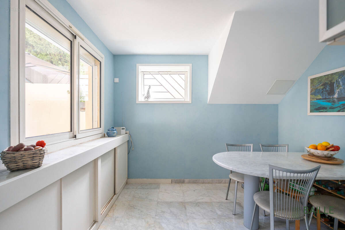 Maison à MARSEILLE-7E