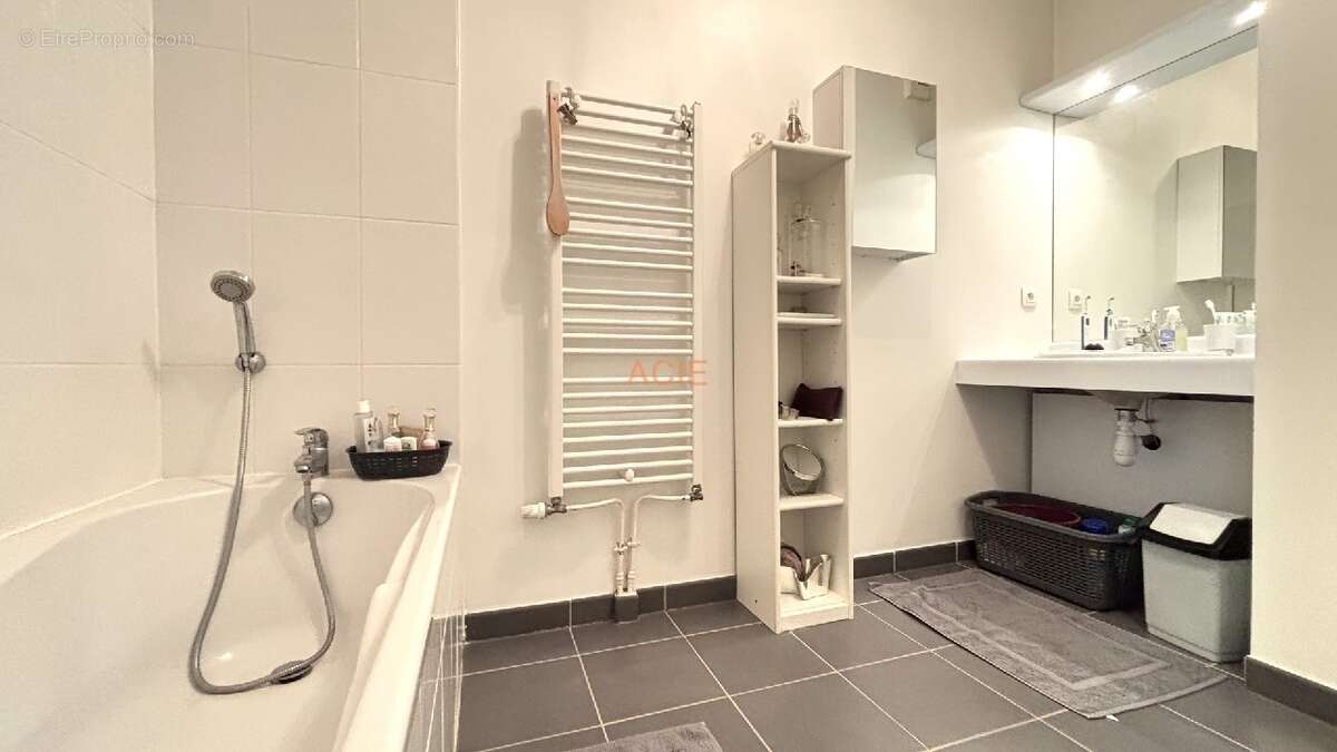 Appartement à LOUVRES