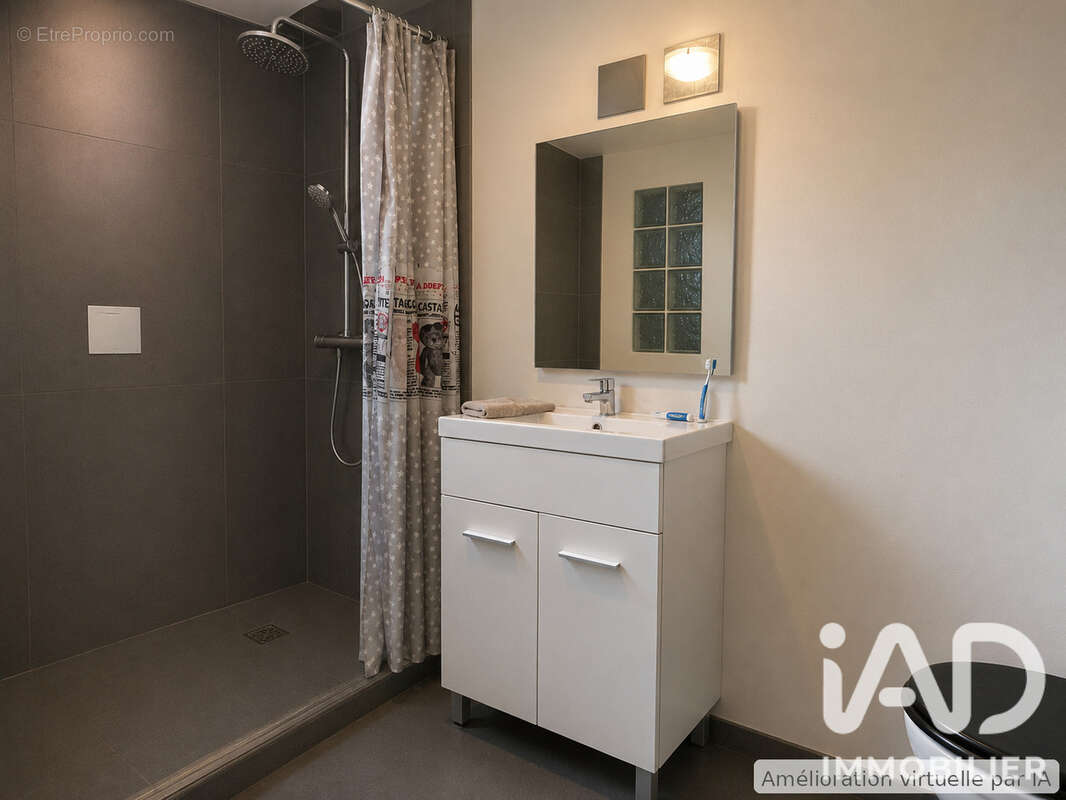 Appartement 94 m² à Saint-Paul  - photo 5