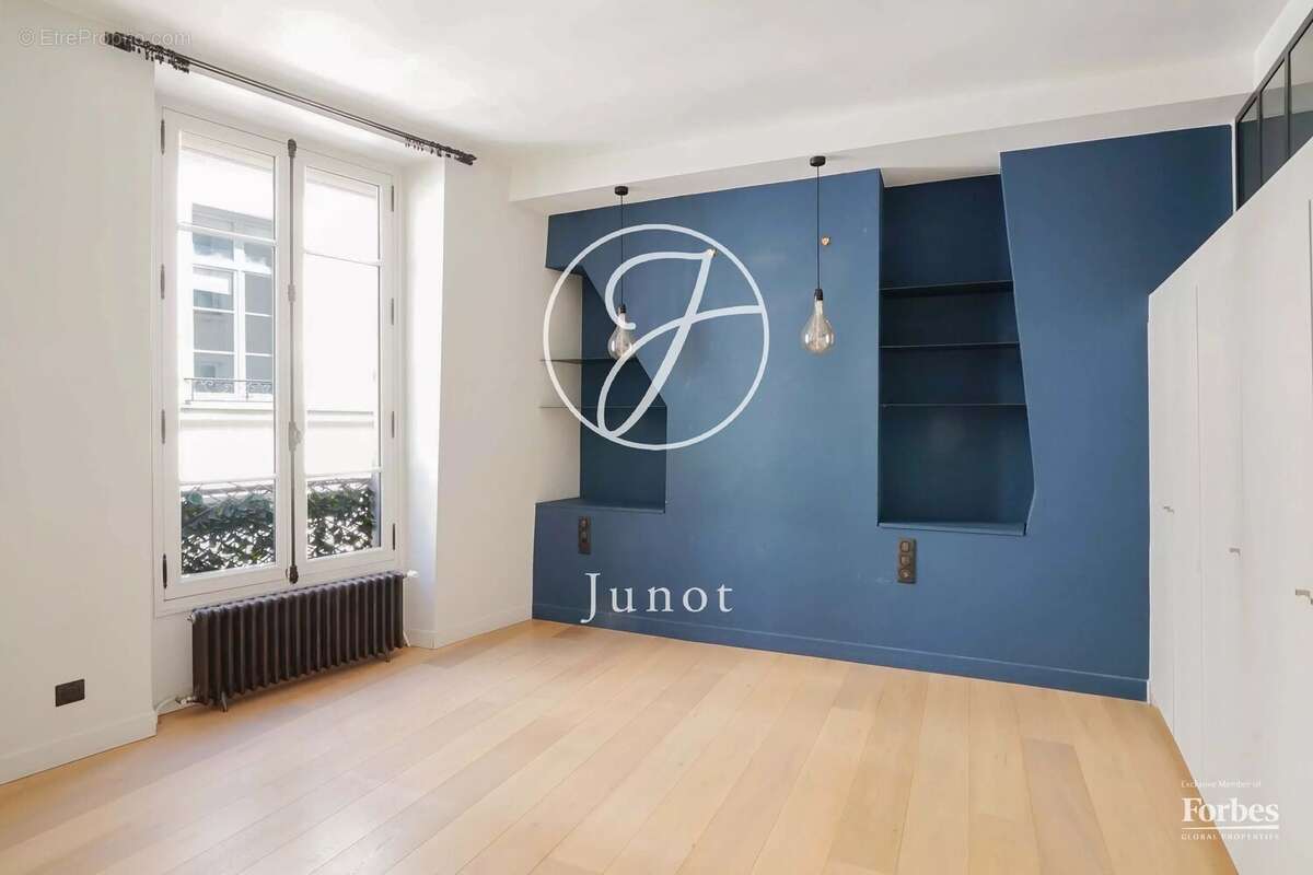 Appartement à PARIS-4E