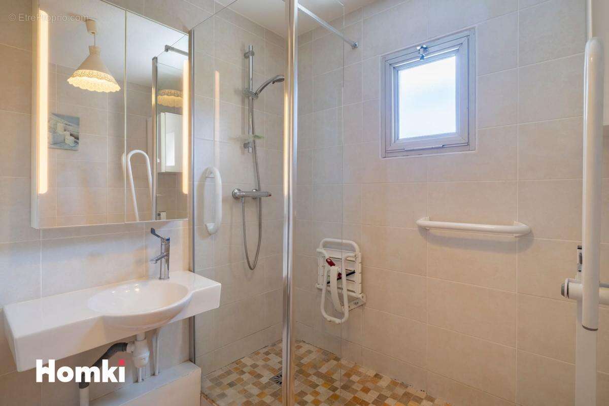 Appartement T4 de 81 m² à Marseille 13013, Boulevard Barry - photo 9