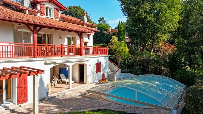 Maison à BASSUSSARRY