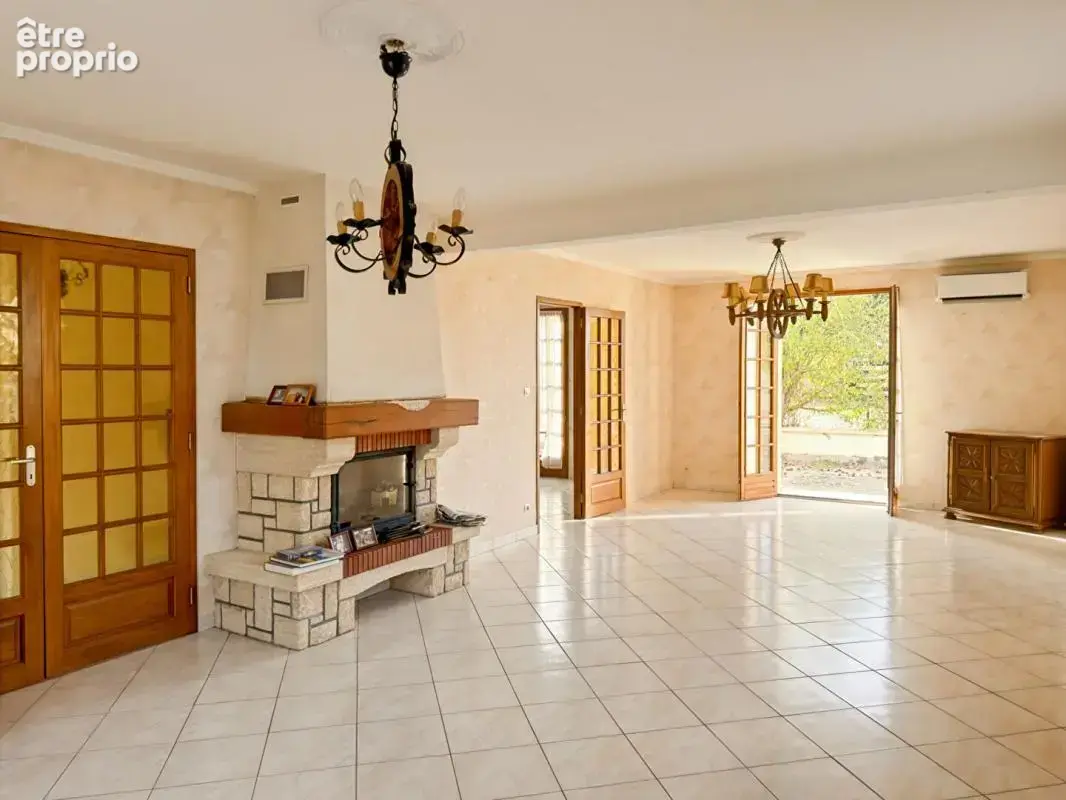 Maison Parce Sur Sarthe 5 pièce(s) 109 m2 - photo 5