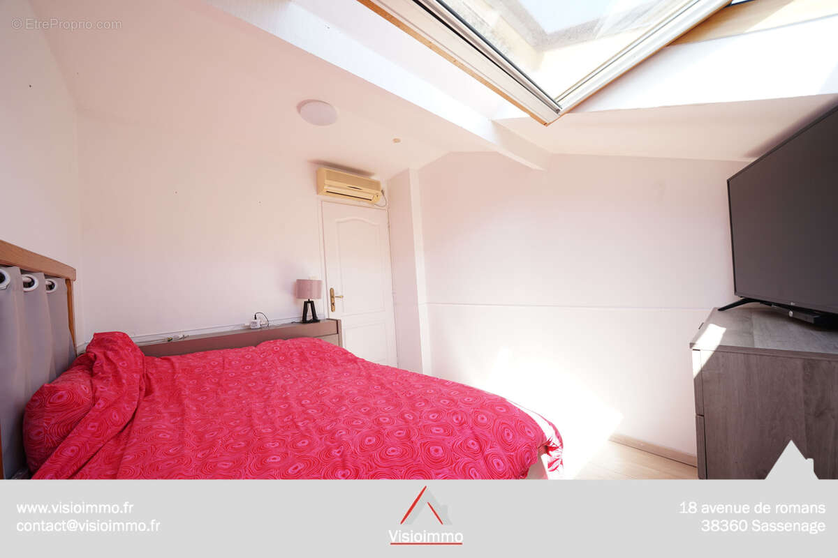 Appartement à LA TOUR-DU-PIN