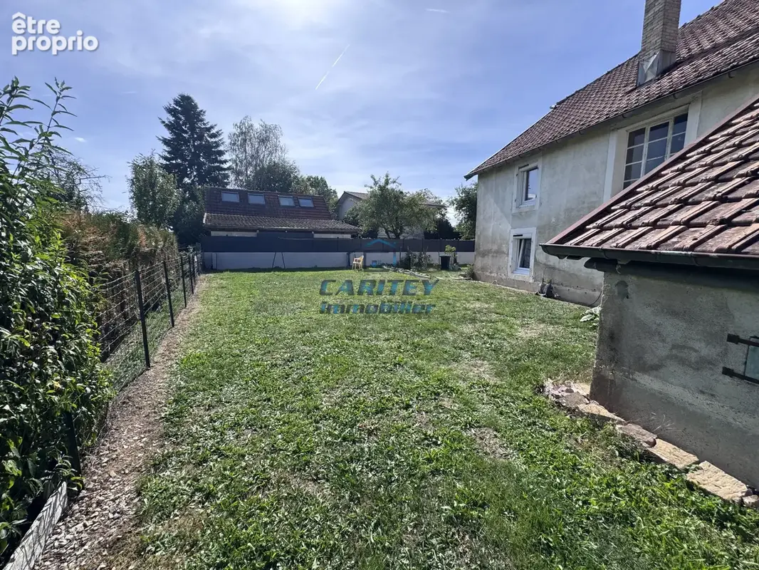 Ferme de 135 m2 sur un terrain de 820 m2 située sur la commune de FROTEY LES LURE - photo 12