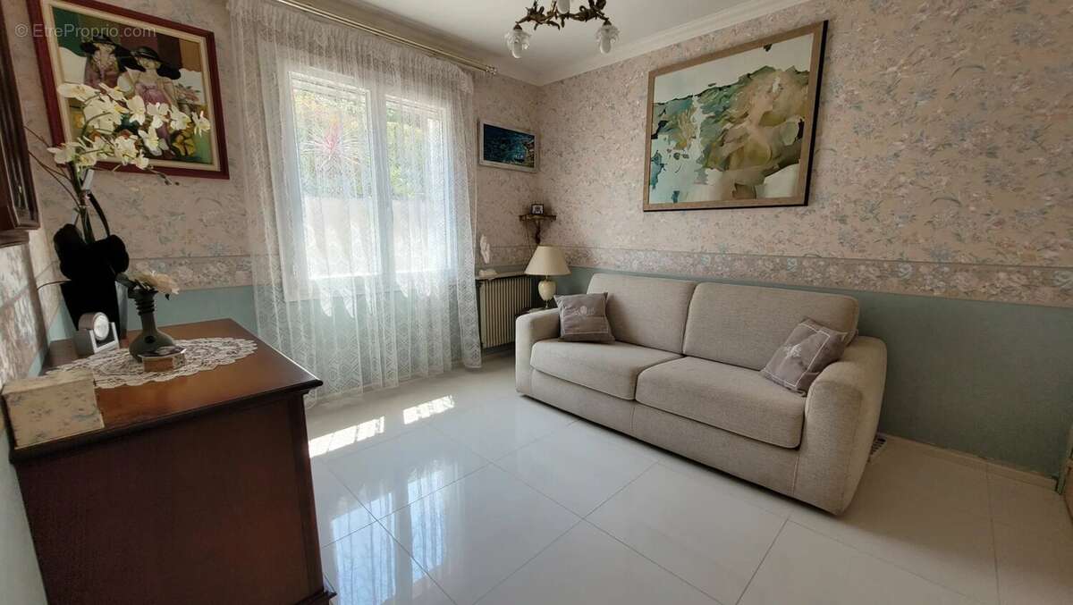 Maison à MANDELIEU-LA-NAPOULE