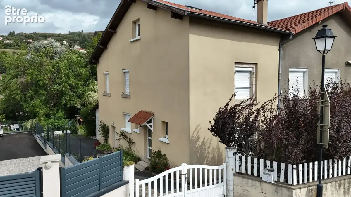 Maison à VALS-PRES-LE-PUY