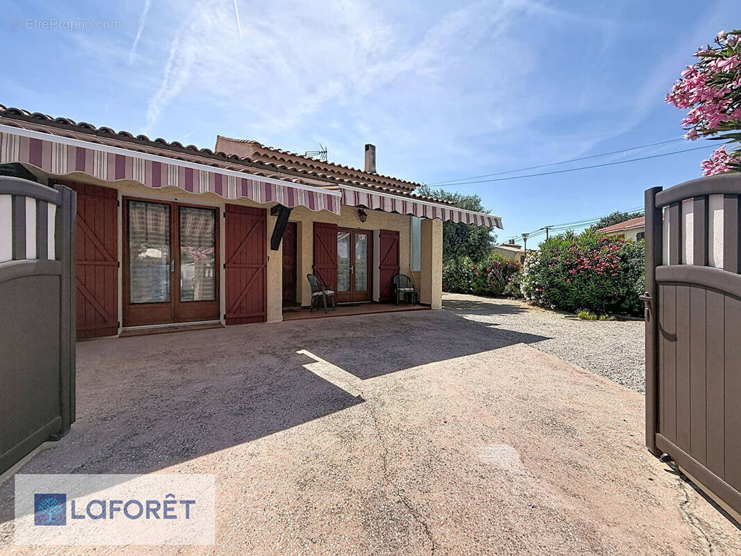 Maison à SIX-FOURS-LES-PLAGES