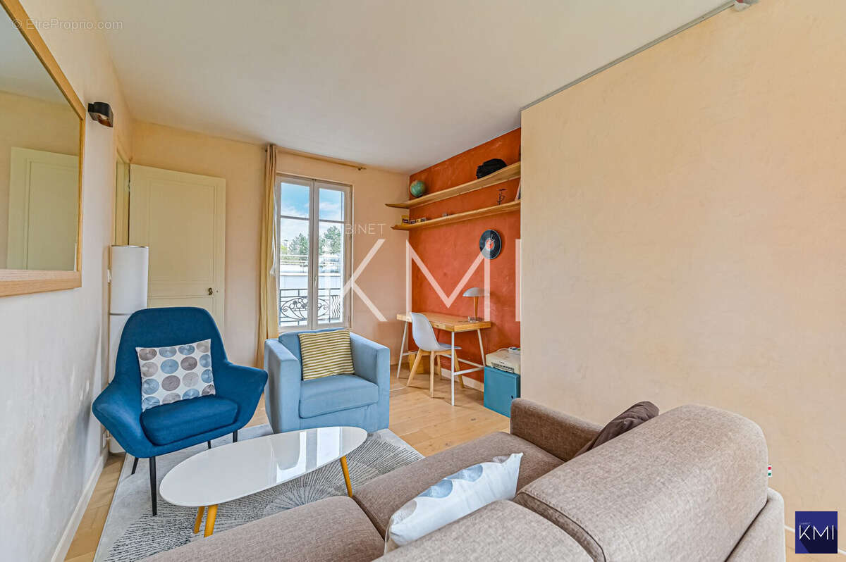 Appartement à PARIS-20E