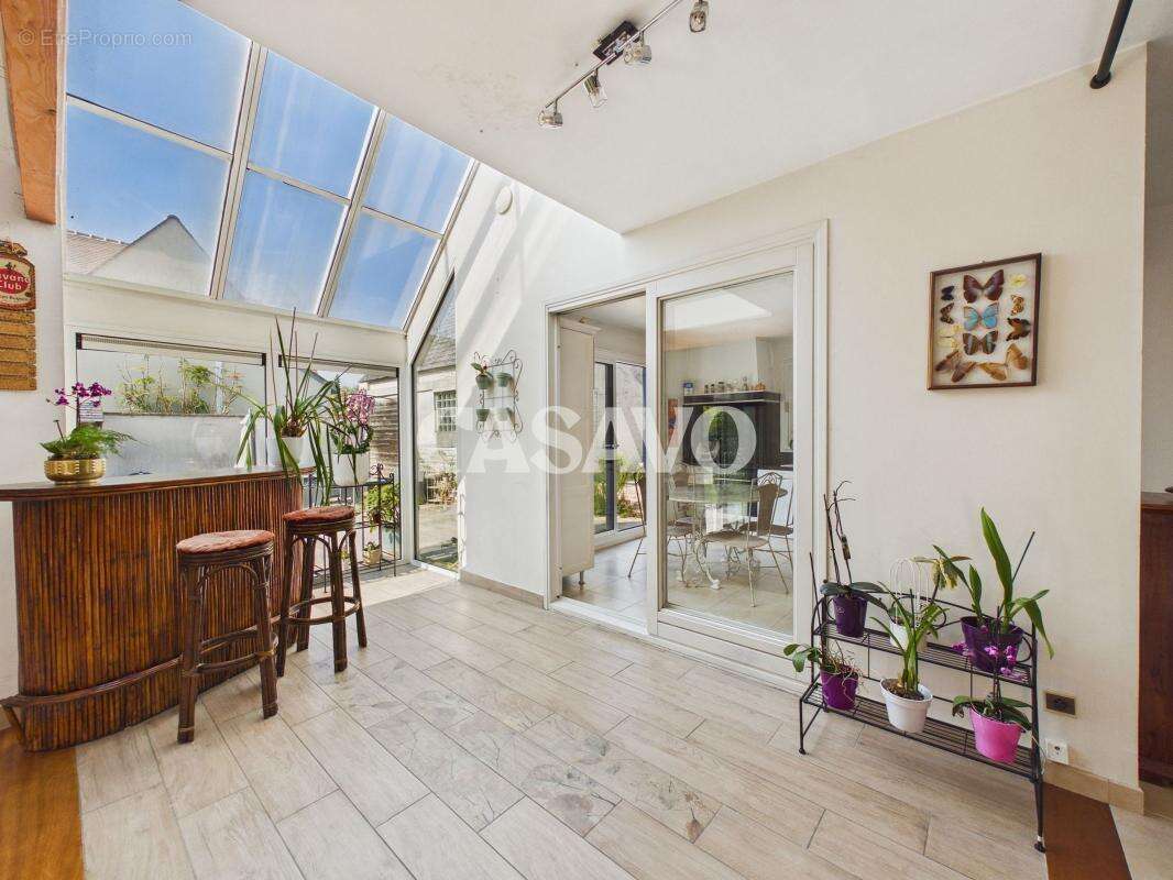 Vente Maison 7 pièces de 235m² - 95390 Saint-Prix - photo 6