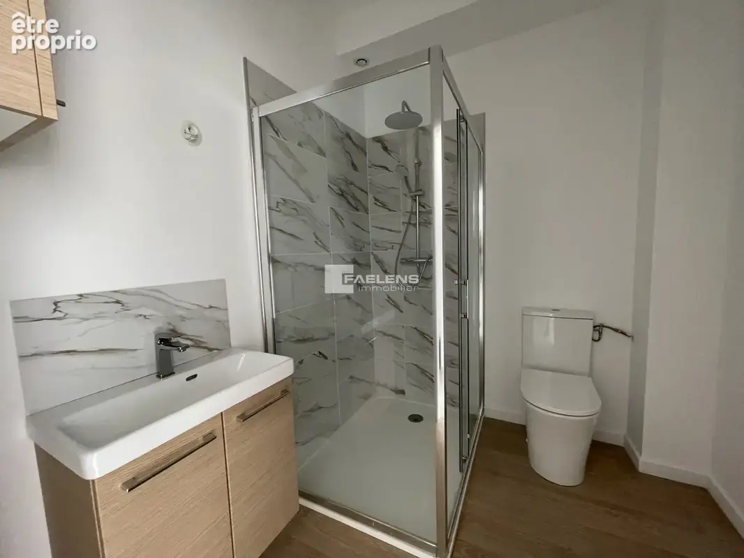 Appartement 3 pièces 57 m² à vendre à Lille (59000) - photo 2