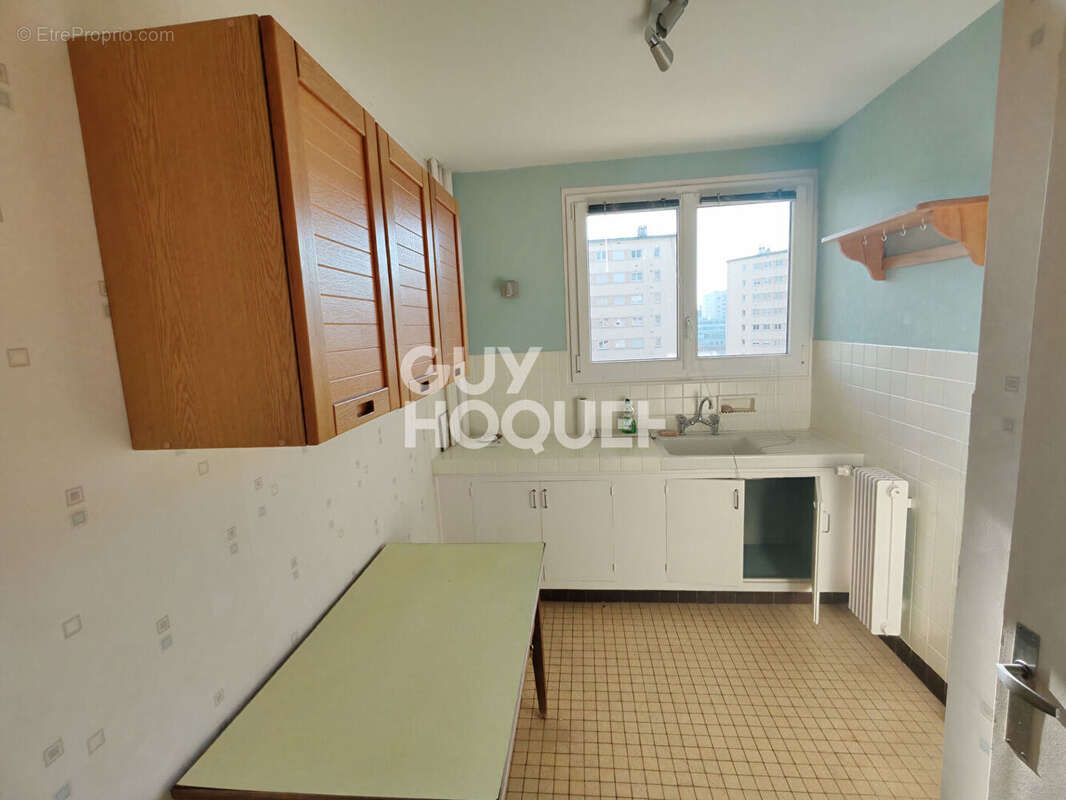 Appartement à SAINT-ANDRE-LES-VERGERS