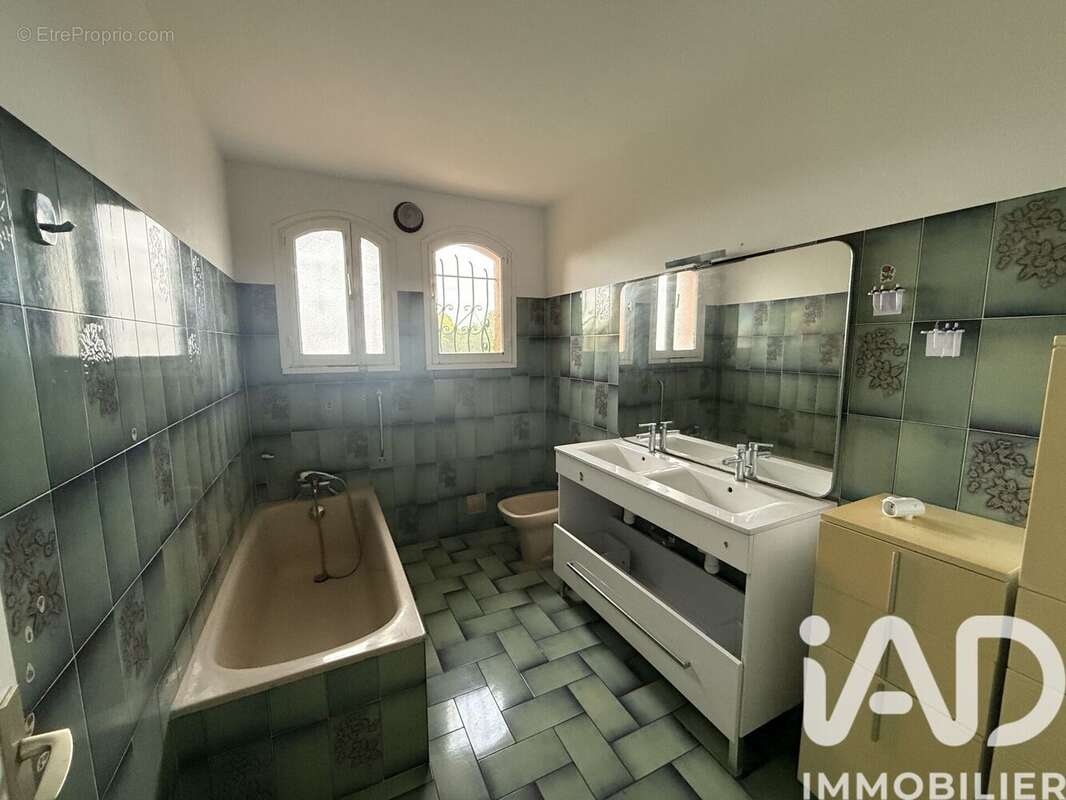 Photo 9 - Maison à FREJUS