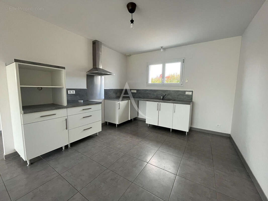 Maison à LE BERNARD