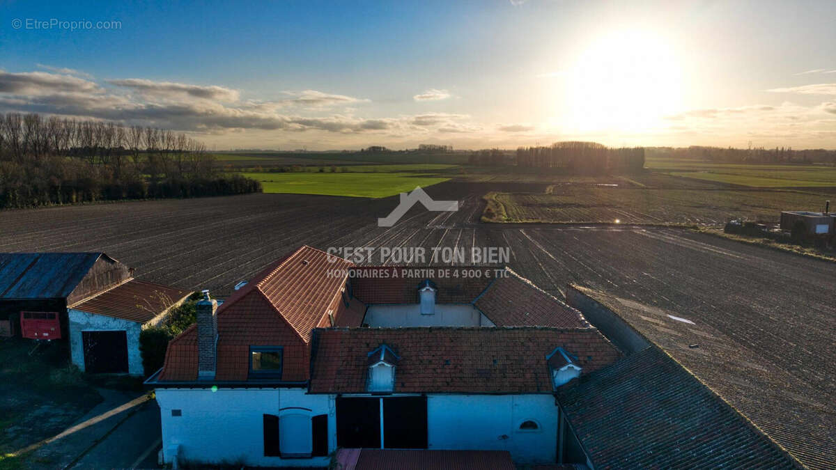 Maison à ENNETIERES-EN-WEPPES