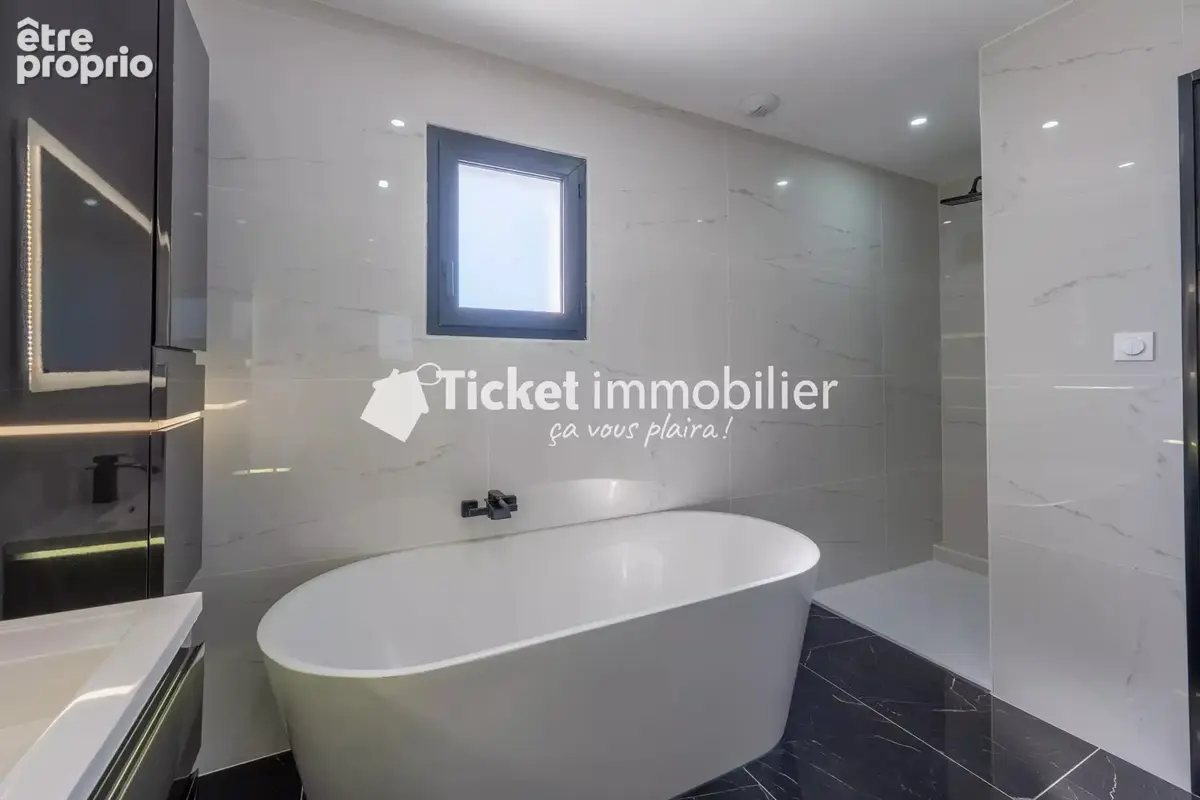  Maison contemporaine d'exception avec piscine - photo 19