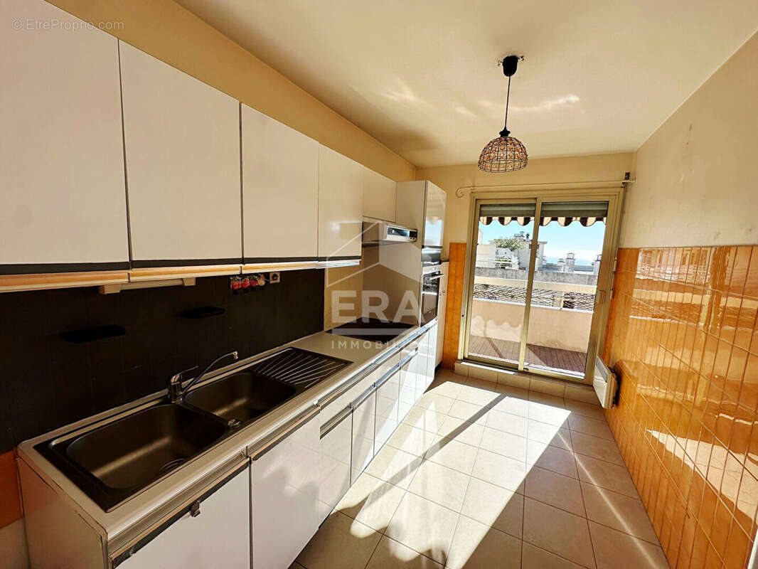 Appartement à VENCE