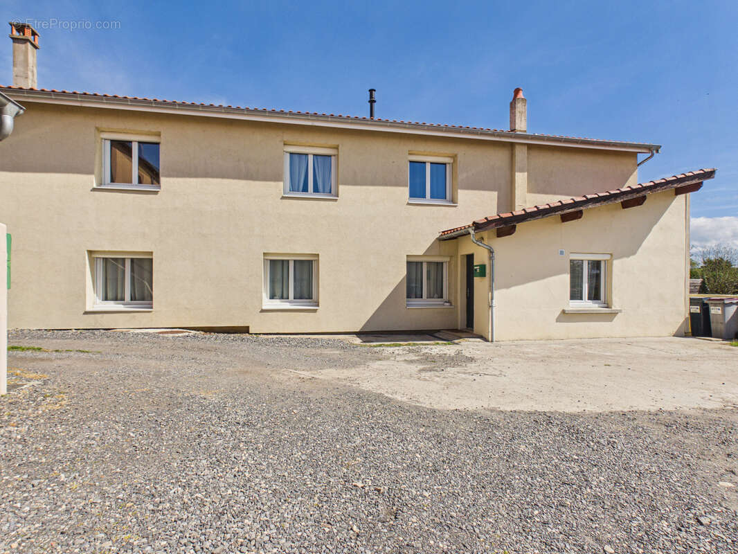 Maison à BOURNONCLE-SAINT-PIERRE