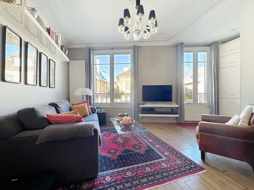 Appartement à GARCHES