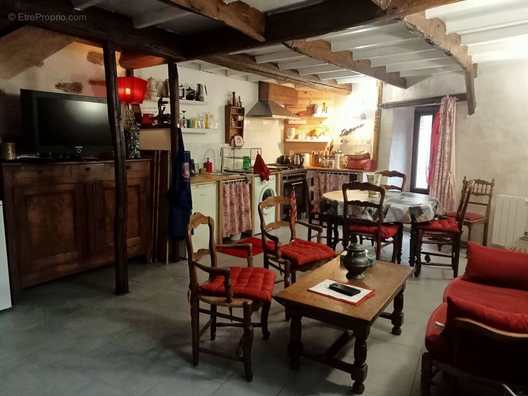 Maison à SAINT-MARTIAL